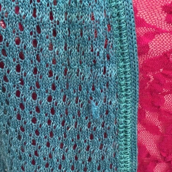 Teal Open Knit Sleeveless SmLong Cardigan With Fringe Hem & Geometric Back Panel - Picture 2 of 12